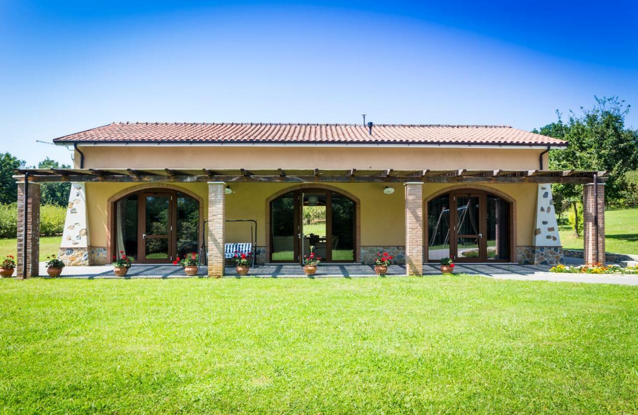 La Dolce Mela Villa Buonabitacolo Buitenkant foto